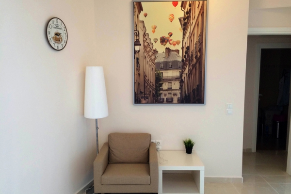 09 Living Room.jpg